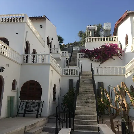 Holiday Villas Bellapais